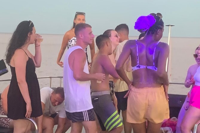 The Original 80/90's & DJ Sunset Cruise - ADULTS 16+ - Key Points