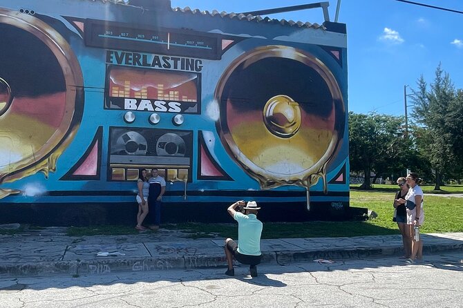 The Original Miami city tour, Little Havana & Wynwood exploration - About the Tour Guides and Experience