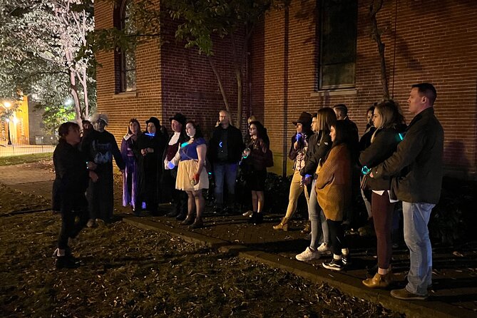 The Original Walking Ghost Tour by Annapolis Ghost Tours - Group Dynamics and Tour Size