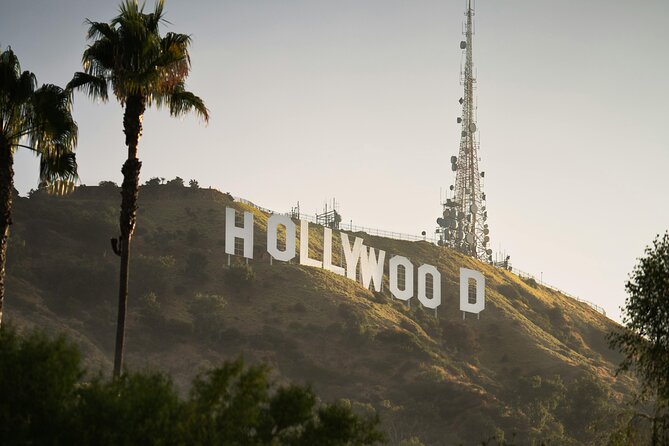 The Oscars Lowrider Tour - Experience the Charm of Los Angeles in a Classic 64 Impala Lowrider