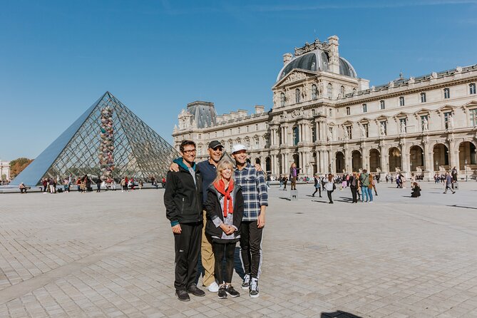 The Paris Monuments Tour - Discovering Paris Landmarks on Two Wheels