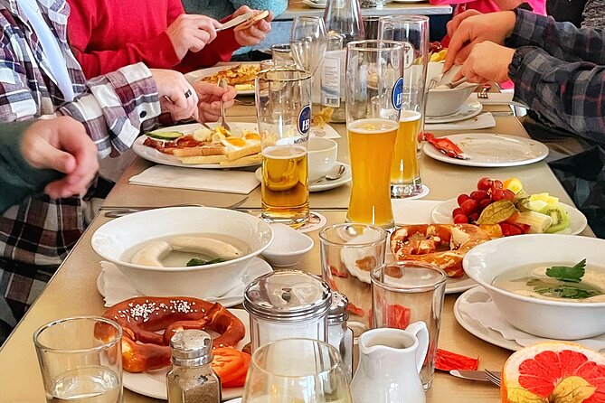 The Perfect Start: Munich PRIVATE Tour with Bavarian Breakfast - Key Points