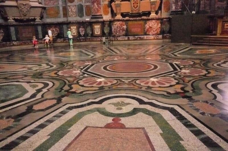 The places of the Medici family: the Palace and the Chapels - Key Points