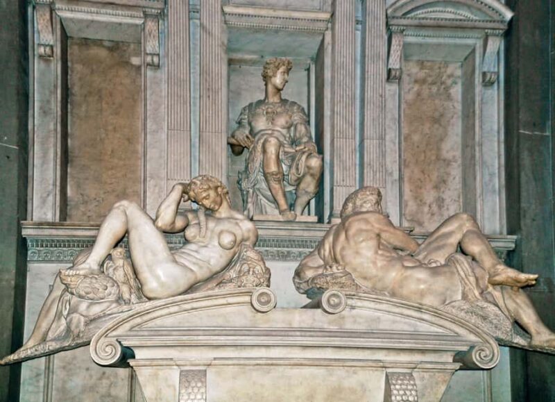 The places of the Medici family: the Palace and the Chapels - Practical Details and Accessibility