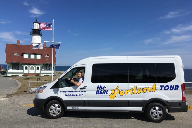 The Real Portland Tour: City and 3 Lighthouses Historical Tour with a Real Local - Fort Williams Park and the Portland Head Light
