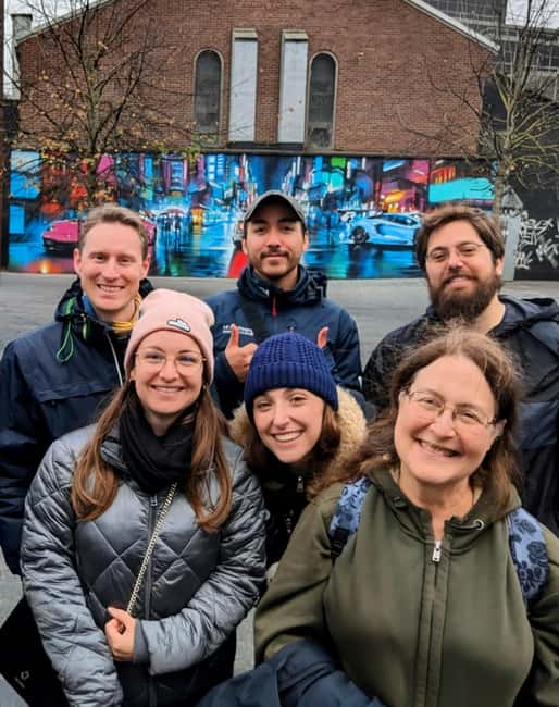 The Real Story of Belfast: walking tour with a local guide - Why This Tour Stands Out for Belfast Visitors