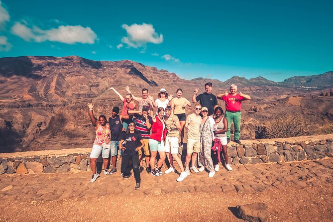 The Red Canyon Tour - Small Group Trip with Local Food Tasting - Starting at Guriete Viewpoint for Breathtaking Panorama