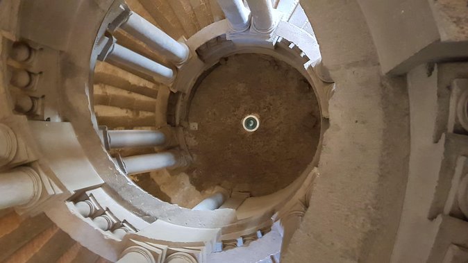 The Renaissance Gardens tour: Palazzo Farnese and more - Discovering Villa Lante’s Symmetrical Gardens