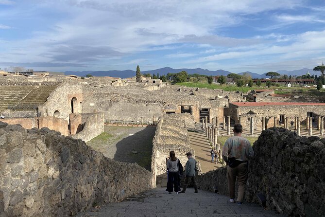 The Rise, Fall, and Rediscovery of Pompeii: A Self-Guided Tour - Key Points