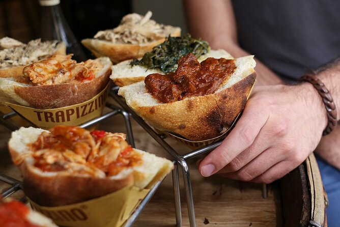 The Roman Food Tour in Trastevere with Free-Flowing Fine Wine - Exploring Trastevere’s Streets and Food Venues