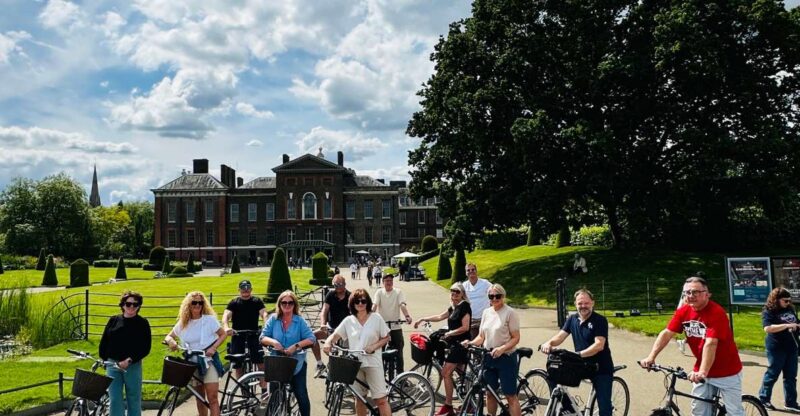 The Royal Express, 2.5 hour tour - Discovering Londons Royal Residences from the Bike