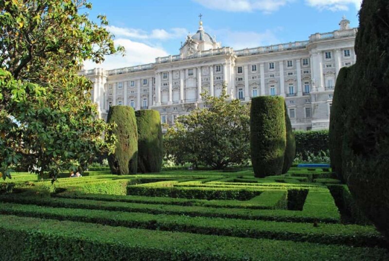 The Royal Palace of Madrid: Small Group Guided Tour - Duration, Timing, and Cancellation Policy