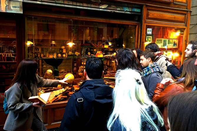 "The Shadow of the Wind" Novel Walking Tour - Key Points