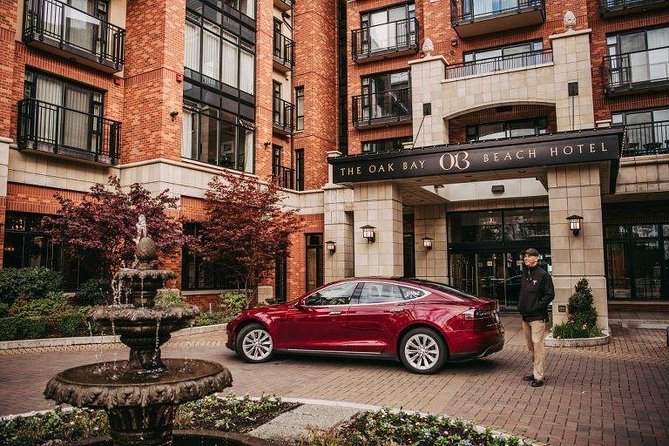 The Signature Tour Victoria - Discover Hatley Park: Film Location and Historic Estate