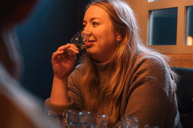 The Single Cask Whiskey Experience - Tasting Five Exceptional Whiskies from Around the World