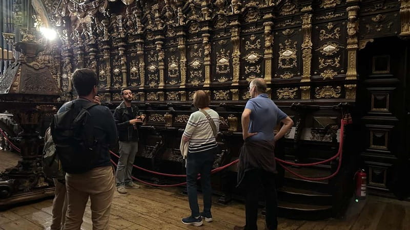 The Soul of Braga: Cathedrals, Palaces and Sanctuaries - Fortifications and Medieval Highlights: Castle Tower and New Merchants Building