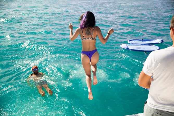 The SOUTH BEACH Sundancer Rental - Logistics: Meeting Point and Booking Details