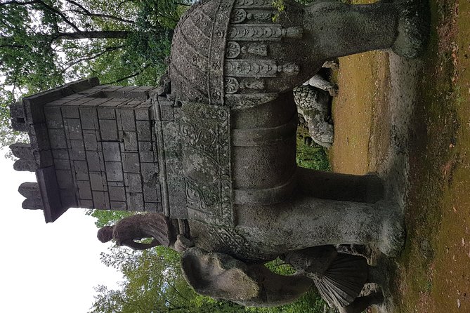 The spectacular dying city Civita di Bagnoregio&the Monster Park - The Tour’s Unique Appeal and Limitations