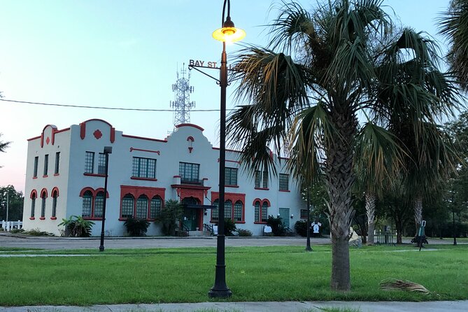 The Spirit Ghost Walking Tour - Practical Details: Meeting Point, Group Size, and Parking