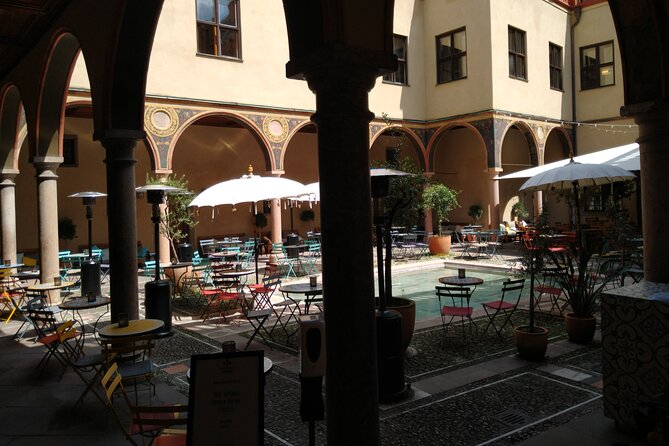 The Story of Jakob Fugger: A Self-Guided Audio Tour through Medieval Augsburg - Exploring the Damenhof Courtyards