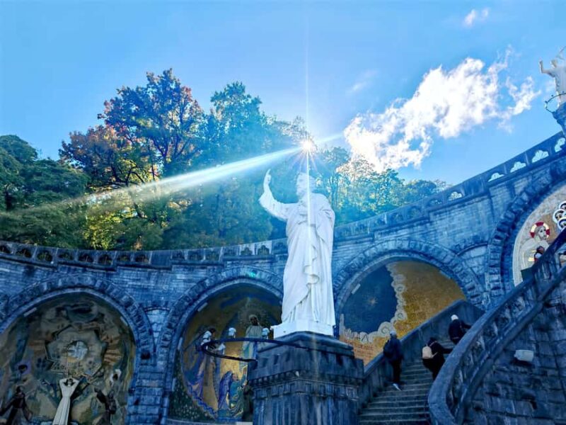 The Story of Lourdes Walking Tour in English - Practical Details: Meeting Point, Group Size, and Flexibility