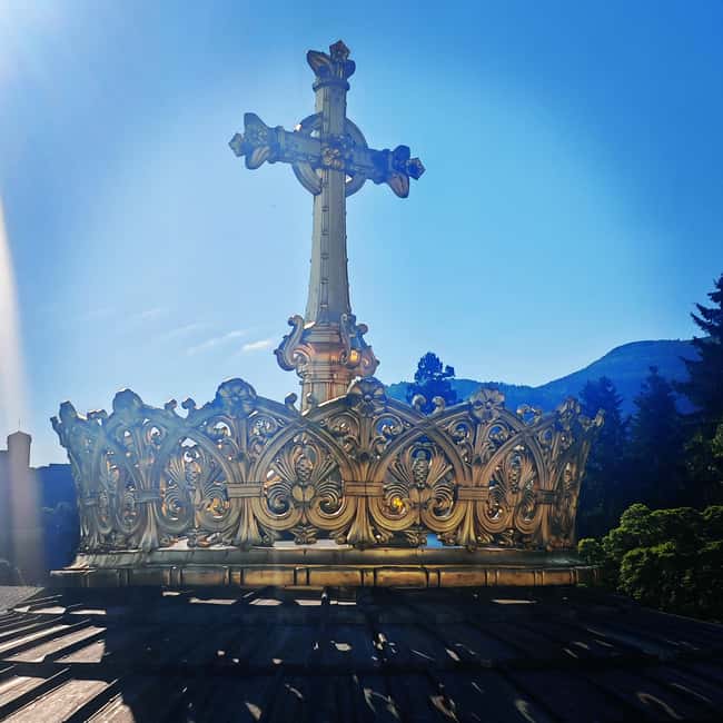 The Story of Lourdes Walking Tour in English - Accessibility and Additional Practicalities