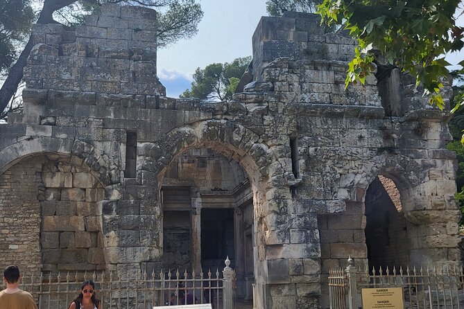 The story of Pont du Gard - Visiting the Pont du Gard: A Roman Engineering Feat
