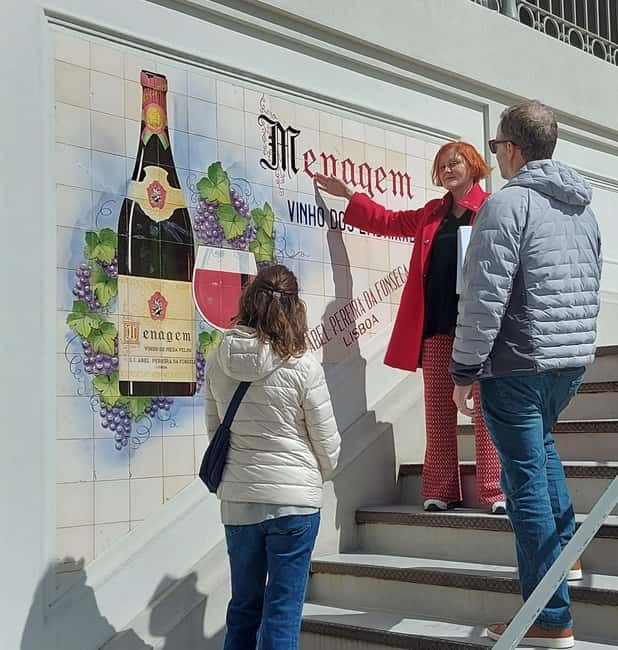 The story of Porto behind its tiles - Key Points