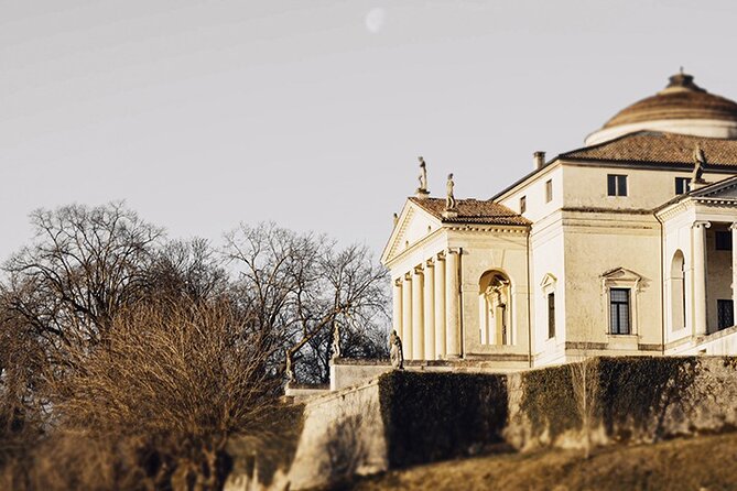 The story of Vicenza: Guided Half-Day E-Bike sightseeing Tour - Starting Point and Practical Details