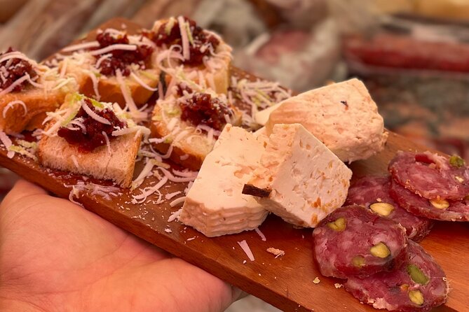 The Street Food Tour with a Local Guide in Ortigia! - Syracuse. - Discovering the Non-Touristy Side at Via Tommaso Gargallo