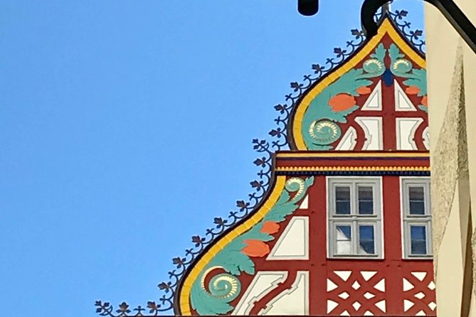 The Tales of Frankfurt's New Old Town: A Self-Guided Audio Tour - Exploring the Hühnermarkt and Krönungsweg