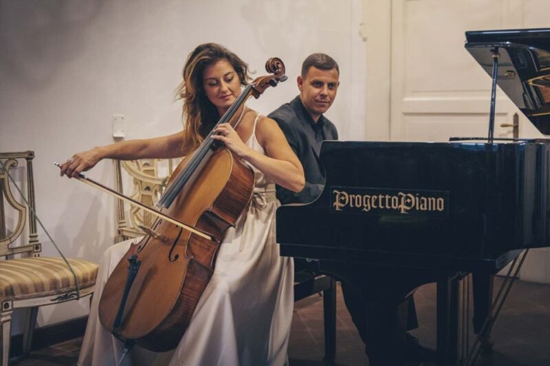 The Three Tenors in Sorrento: Opera Arias, Naples and Songs - Neapolitan Songs: Land of Passion and Energy