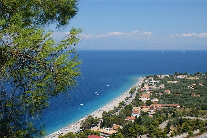 The Top Kalavryta, Rack Railway & Cave of Lakes Private Tour from Athens - The Historical Significance of Kalavryta