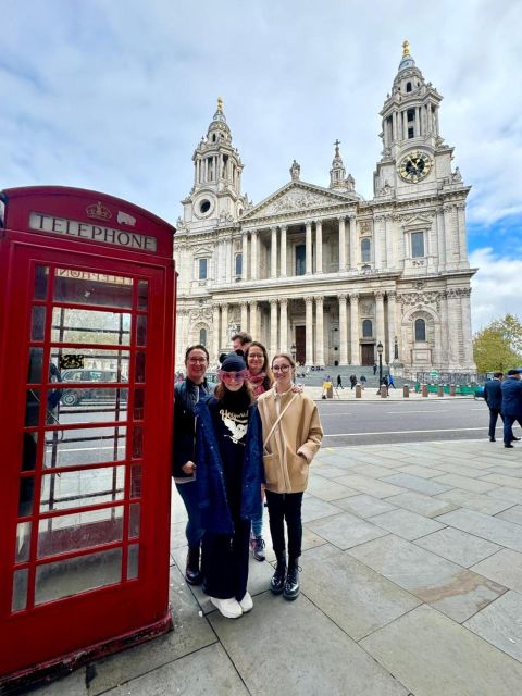 The Total London Taxi Tour Experience with a Local Guide - The Value of a Private Tour in a Classic Black Taxi