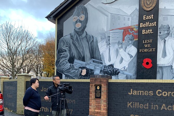 The Troubles and iconic award winning taxi 2hr private cab tour - What Makes This Tour Stand Out