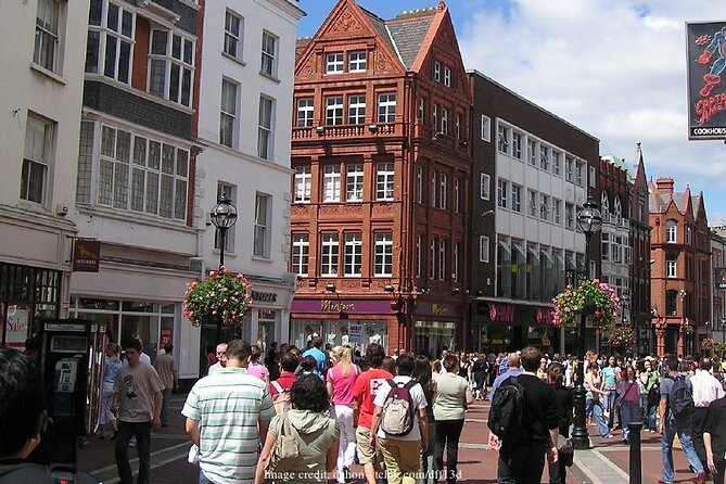 The True Dublin Experience: Private Irish Pub Culture Tour - The Guides Style and Knowledge