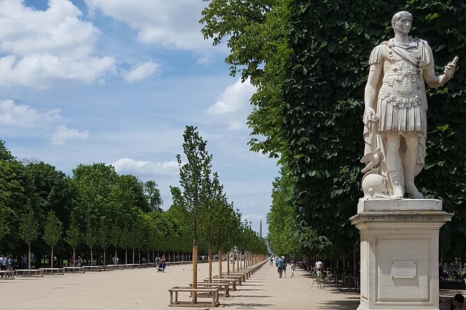 The Tuileries Garden's Classic Sights: A Self-Guided Audio Tour - Starting at the Louvre Pyramid for an Easy Introduction