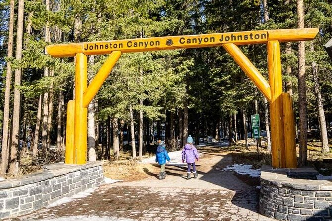 The Ultimate Banff Bucket List Tour - Visiting Lake Louise’s Vivid Turquoise Waters