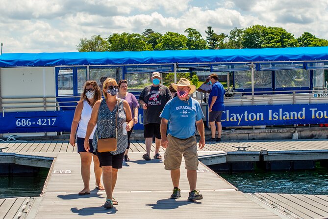 The Ultimate Heart of 1000 Islands Sightseeing Boat Tour - Guides, Amenities, and Practical Tips