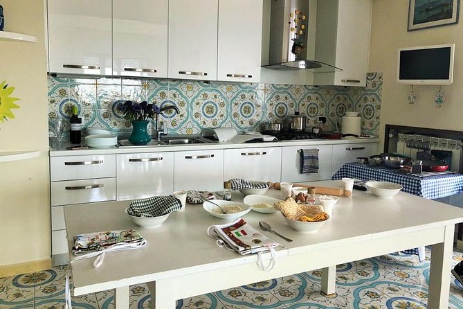 The Ultimate Neapolitan Cooking Class with Local - The Flavors of Naples: What You’ll Taste