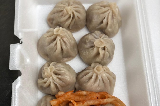 The Ultimate New York City Street Food Tour - The Guide’s Expertise and Personal Touch