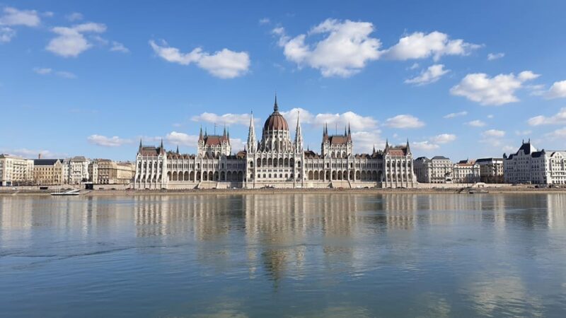 The Ultimate Private Kickstart Tour of Budapest - The Buda Castle District and Fishermans Bastion