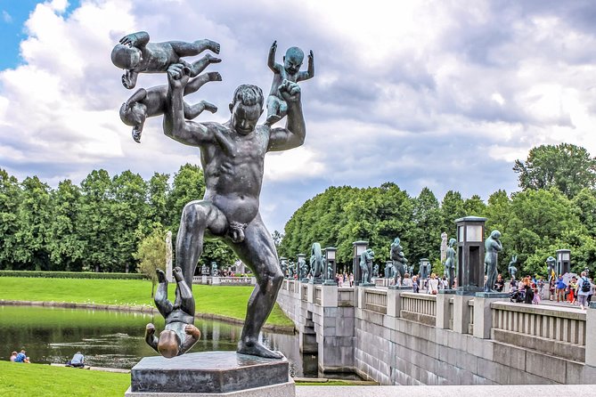 The Ultimate Study of the Human Form at Vigeland's Sculpture Park with a Local - Flexibility and Cancellation Policy