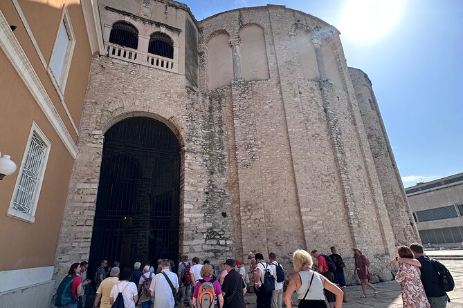The Ultimate Zadar Walking Tour - Exploring the Roman Forum and St. Donat Church