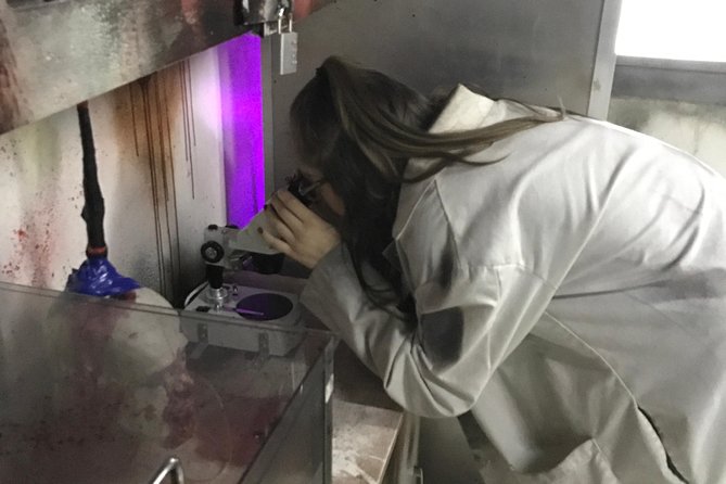 The Undead: Zombie Apocalypse Escape Room at Extreme Escape - The Thrill of the Zombie Apocalypse at Extreme Escape