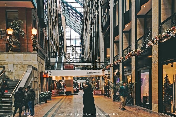The Underground Network of RÉSO Montréal: Private 2.5-hour Tour - Navigating McGill Station and Downtown Highlights