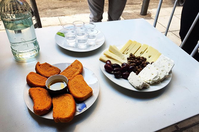 The Vegetarian food tasting tour - Why Choose the Vegetarian Food Tasting Tour?