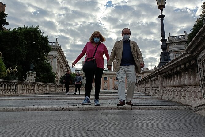 The Very Best Tour of Rome - Admiring the Vittoriano and the Trevi Fountain