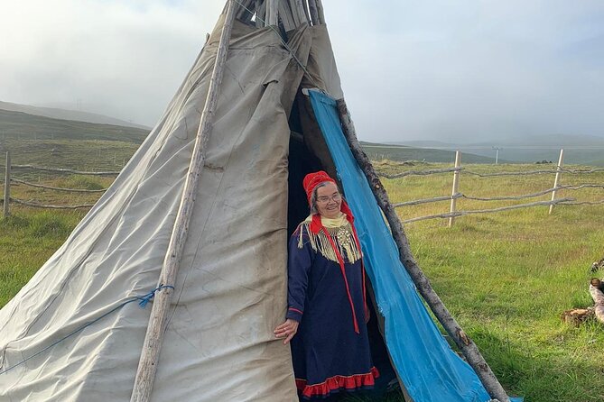 The VIP North cape tour (Honningsvåg - Skarsvåg - the North cape) - Culinary Delights and Refreshments