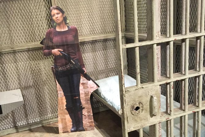 The Walking Dead: Private Film Locations Tour of Senoia - Senoia’s Walking Dead Museum and Local Sights